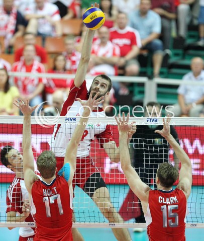  05.07.2013 KATOWICE SPODEK<br />SIATKOWKA MEZCZYZN LIGA SWIATOWA 2013<br />FIVB VOLLEYBALL WORLD LEAGUE 2013 POLSKA - USA <br />N/Z MARCIN MOZDZONEK MAXWELL HOLT CARSON CLARK  <br /> 