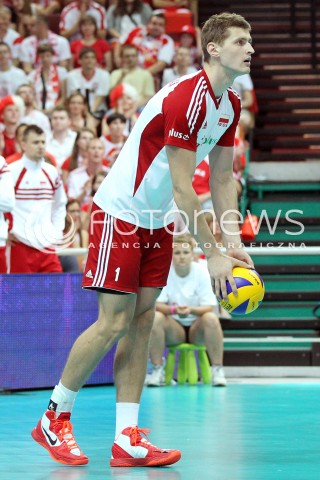  05.07.2013 KATOWICE SPODEK<br />SIATKOWKA MEZCZYZN LIGA SWIATOWA 2013<br />FIVB VOLLEYBALL WORLD LEAGUE 2013 POLSKA - USA <br />N/Z PIOTR NOWAKOWSKI SYLWETKA <br /> 