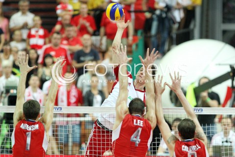  05.07.2013 KATOWICE SPODEK<br />SIATKOWKA MEZCZYZN LIGA SWIATOWA 2013<br />FIVB VOLLEYBALL WORLD LEAGUE 2013 POLSKA - USA <br />N/Z BARTOSZ KUREK DAVID LEE KYLE CALDWELL  <br /> 