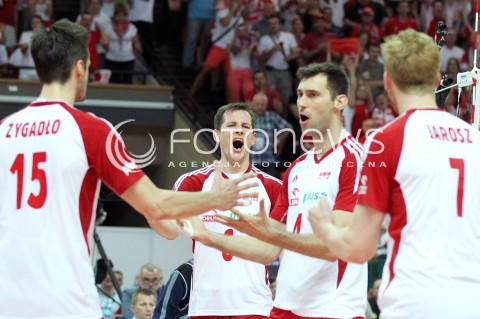  05.07.2013 KATOWICE SPODEK<br />SIATKOWKA MEZCZYZN LIGA SWIATOWA 2013<br />FIVB VOLLEYBALL WORLD LEAGUE 2013 POLSKA - USA <br />N/Z BARTOSZ KUREK LUKASZ ZYGADLO GRZEGORZ KOSOK JAKUB JAROSZ RADOSC EMOCJE <br /> 