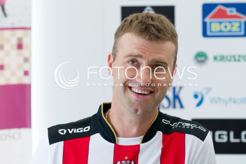  18.07.2013 RZESZOW SIATKOWKA<br />KONFERENCJA PRASOWA Z NOWYM PRZYJMUJACYM ASSECO RESOVIA - PETEREM VERESEM<br />N/Z PETER VERES<br /> 