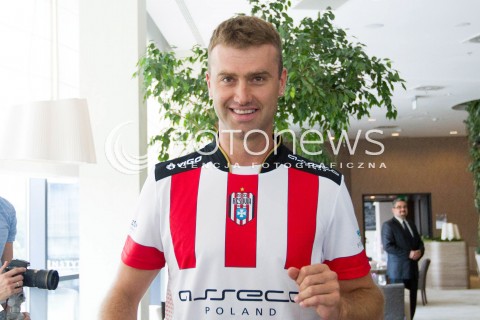  18.07.2013 RZESZOW SIATKOWKA<br />KONFERENCJA PRASOWA Z NOWYM PRZYJMUJACYM ASSECO RESOVIA - PETEREM VERESEM<br />N/Z PETER VERES<br /> 