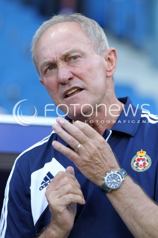  19.07.2013 KRAKOW <br />PILKA NOZNA POLSKA T-MOBILE EKSTRAKLASA SEZON 2013/2014 FOOTBALL POLISH EKSTRAKLASA SEASON 2013/2014 WISLA KRAKOW - GORNIK ZABRZE<br />N/Z FRANCISZEK SMUDA TRENER ( HEAD COACH ) SYLWETKA MINA<br /> 