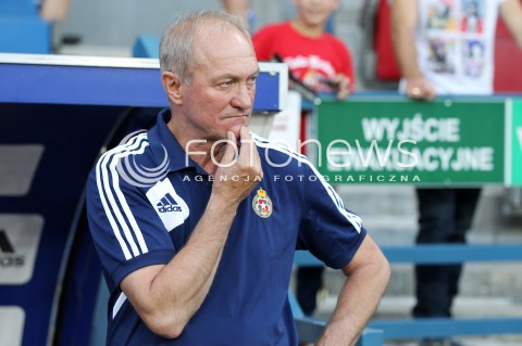  19.07.2013 KRAKOW <br />PILKA NOZNA POLSKA T-MOBILE EKSTRAKLASA SEZON 2013/2014 FOOTBALL POLISH EKSTRAKLASA SEASON 2013/2014 WISLA KRAKOW - GORNIK ZABRZE<br />N/Z FRANCISZEK SMUDA TRENER ( HEAD COACH ) SYLWETKA NAPIS WYJSCIE EWAKUACYJNE<br /> 