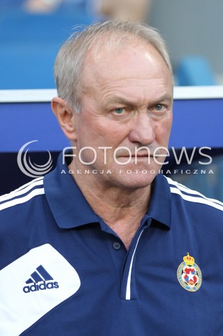  19.07.2013 KRAKOW <br />PILKA NOZNA POLSKA T-MOBILE EKSTRAKLASA SEZON 2013/2014 FOOTBALL POLISH EKSTRAKLASA SEASON 2013/2014 WISLA KRAKOW - GORNIK ZABRZE<br />N/Z FRANCISZEK SMUDA TRENER ( HEAD COACH ) SYLWETKA GLOWKA<br /> 