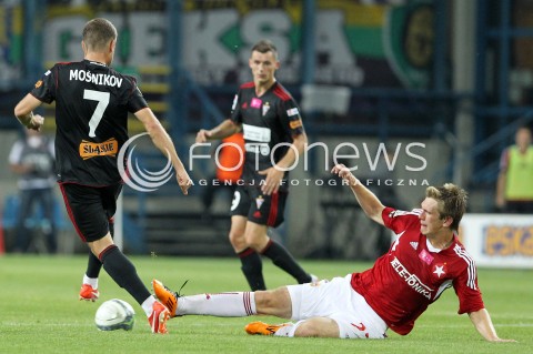  19.07.2013 KRAKOW <br />PILKA NOZNA POLSKA T-MOBILE EKSTRAKLASA SEZON 2013/2014 FOOTBALL POLISH EKSTRAKLASA SEASON 2013/2014 WISLA KRAKOW - GORNIK ZABRZE<br />N/Z MICHAL NALEPA SERGIEJ MOSZNIKOW<br /> 