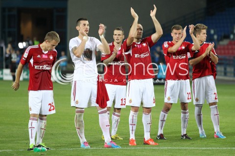  19.07.2013 KRAKOW <br />PILKA NOZNA POLSKA T-MOBILE EKSTRAKLASA SEZON 2013/2014 FOOTBALL POLISH EKSTRAKLASA SEASON 2013/2014 WISLA KRAKOW - GORNIK ZABRZE<br />N/Z PAWEL STOLARSKI MARKO JOVANOVIC ARKADIUSZ GLOWACKI LUKASZ BURLIGA PODZIEKOWANIE KIBICOM<br /> 