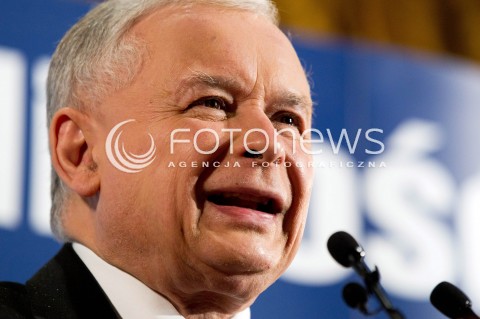  21.07.2013 STRZYZOW <br />
WIZYTA PREZESA PIS JAROSLAWA KACZYNSKIEGO NA PODKARPACIU W ZWIAZKU Z NADCHODZACYMI WYBORAMI UZUPELNIAJACYMI DO SENATU.<br />
N/Z JAROSLAW KACZYNSKI<br />
 