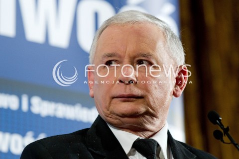  21.07.2013 STRZYZOW <br /><br />WIZYTA PREZESA PIS JAROSLAWA KACZYNSKIEGO NA PODKARPACIU W ZWIAZKU Z NADCHODZACYMI WYBORAMI UZUPELNIAJACYMI DO SENATU.<br /><br />N/Z JAROSLAW KACZYNSKI<br /><br /> 