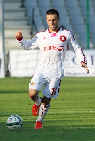  29.07.2013 KRAKOW <br />PILKA NOZNA POLSKA T-MOBILE EKSTRAKLASA SEZON 2013/2014 FOOTBALL POLISH EKSTRAKLASA SEASON 2013/2014 KORONA KIELCE - WISLA KRAKOW<br />N/Z PATRYK MALECKI SYLWETKA <br /> 