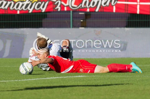  03.08.2013 LODZ PILKA NOZNA T-MOBILE EKSTRAKLASA SEZON 2013/2014 FOOTBALL POLISH EKSTRAKLASA SEASON WIDZEW LODZ - KORONA KIELCE N/Z MARCIN KACZMAREK ZBIGNIEW MALKOWSKI FAUL CZERWONA KARTKA  