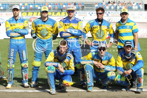  04.08.2013 RZESZOW ZUZEL SPEEDWAY ENEA EKSTRALIGA MECZ PGE MARMA RZESZOW - STAL GORZOW WIELKOPOLSKI <br />N/Z DANIEL NERMARK TOMASZ GAPINSKI KRZYSZTOF KASPRZAK PAWEL HLIB NIELS KRISTIAN IVERSEN ADRIAN CYFER BARTOSZ ZMARZLIK PIOTR PALUCH TRENER GRUPOWKA ZDJECIE GRUPOWE<br /> 