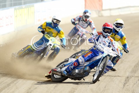  04.08.2013 RZESZOW ZUZEL SPEEDWAY ENEA EKSTRALIGA MECZ PGE MARMA RZESZOW - STAL GORZOW WIELKOPOLSKI <br />N/Z DANIEL NERMARK (ZOLTY), NICKI PEDERSEN (CZERWONY), TOMASZ GAPINSKI (BIALY), DAWID LAMPART (NIEBIESKI)<br /> 