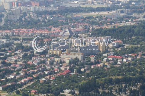  07.08.2013 RZESZOW ZDJECIA LOTNICZE WYKONANE Z SAMOLOTU<br />RZESZOW Z LOTU PTAKA<br />N/Z OSIEDLE POBITNO<br /> 