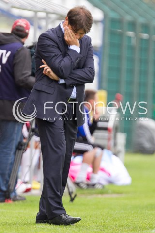  10.08.2013 LODZ PILKA NOZNA T-MOBILE EKSTRAKLASA SEZON 2013/2014 FOOTBALL POLISH EKSTRAKLASA SEASON WIDZEW LODZ - GORNIK ZABRZE N/Z RADOSLAW MROCZKOWSKI TRENER SYLWETKA  