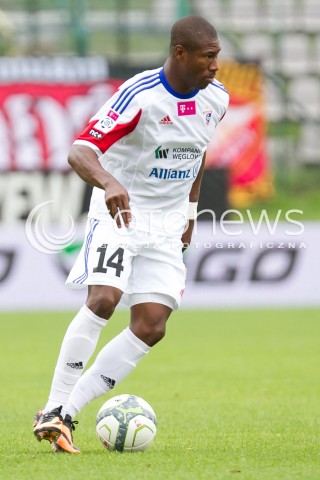  10.08.2013 LODZ PILKA NOZNA T-MOBILE EKSTRAKLASA SEZON 2013/2014 FOOTBALL POLISH EKSTRAKLASA SEASON WIDZEW LODZ - GORNIK ZABRZE N/Z NIGUIMBE NAKOULMA SYLWETKA  