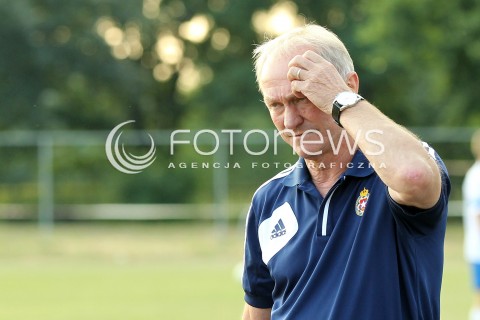  11.08.2013 MIELEC PILKA NOZNA<br />MECZ KONTROLNY MECZ TOWARZYSKI<br />STAL MIELEC - WISLA KRAKOW<br />N/Z FRANCISZEK SMUDA TRENER ( HEAD COACH )<br /> 
