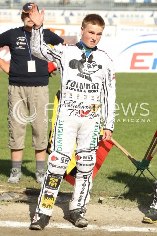  15.08.2013 RZESZOW ZUZEL SPEEDWAY ENEA EKSTRALIGA MECZ PGE MARMA RZESZOW - STELMET FALUBAZ ZIELONA GORA<br />N/Z ALEX ZGARDZINSKI SYLWETKA<br /> 