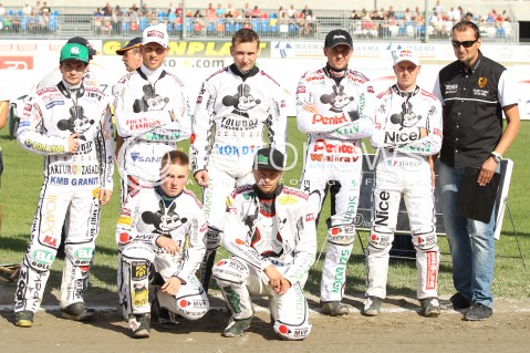  15.08.2013 RZESZOW ZUZEL SPEEDWAY ENEA EKSTRALIGA MECZ PGE MARMA RZESZOW - STELMET FALUBAZ ZIELONA GORA<br />N/Z JAROSLAW HAMPEL , JONAS DAVIDSSON , PIOTR PROTASIEWICZ , KRZYSZTOF JABLONSKI , ANDREAS JONSSON , PATRYK DUDEK , ALEX ZGARDZINSKI , RAFAL DOBRUCKI<br /> 