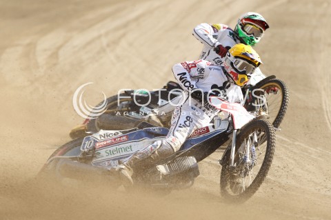  15.08.2013 RZESZOW ZUZEL SPEEDWAY ENEA EKSTRALIGA MECZ PGE MARMA RZESZOW - STELMET FALUBAZ ZIELONA GORA<br />N/Z JAROSLAW HAMPEL (ZOLTY), JONAS DAVIDSSON (BIALY)<br /> 