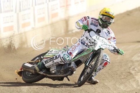  15.08.2013 RZESZOW ZUZEL SPEEDWAY ENEA EKSTRALIGA MECZ PGE MARMA RZESZOW - STELMET FALUBAZ ZIELONA GORA<br />N/Z PATRYK DUDEK (ZOLTY)<br /> 