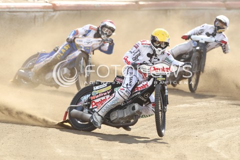  15.08.2013 RZESZOW ZUZEL SPEEDWAY ENEA EKSTRALIGA MECZ PGE MARMA RZESZOW - STELMET FALUBAZ ZIELONA GORA<br />N/Z PIOTR PROTASIEWICZ (ZOLTY), GRZEGORZ WALASEK (CZERWONY), KRZYSZTOF JABLONSKI (BIALY)<br /> 