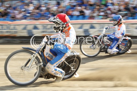  15.08.2013 RZESZOW ZUZEL SPEEDWAY ENEA EKSTRALIGA MECZ PGE MARMA RZESZOW - STELMET FALUBAZ ZIELONA GORA<br />N/Z GRZEGORZ WALASEK (CZERWONY), LUKASZ SOWKA (NIEBIESKI)<br /> 
