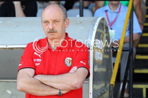 17.08.2013 STALOWA WOLA <br />PILKA NOZNA POLSKA PUCHAR POLSKI SEZON 2013/2014 FOOTBALL POLISH CUP SEASON 2013/2014 STAL STALOWA WOLA - SLASK WROCLAW<br />N/Z STANISLAW LEVY TRENER ( HEAD COACH ) SYLWETKA <br /> 