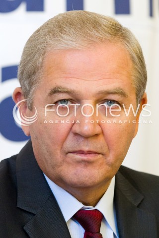  20.08.2013 RZESZOW KONFERENCJA PRASOWA SOLIDARNEJ POLSKI W ZWIAZKU Z UZUPELNIAJACYMI WYBORAMI DO SENATU NA PODKARPACIU.<br />NA KONFERENCJI POJAWIL SIE PRZEWODNICZACY KLUBU SOLIDARNA POLSKA ARKADIUSZ MULARCZYK PROMUJACY KANDYDATURE KAZIMIERZA ZIOBRO.<br />N/Z KAZIMIERZ ZIOBRO SYLWETKA GLOWKA PORTRET<br /> 