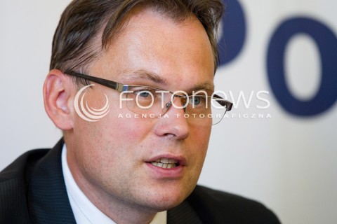  20.08.2013 RZESZOW KONFERENCJA PRASOWA SOLIDARNEJ POLSKI W ZWIAZKU Z UZUPELNIAJACYMI WYBORAMI DO SENATU NA PODKARPACIU.<br />NA KONFERENCJI POJAWIL SIE PRZEWODNICZACY KLUBU SOLIDARNA POLSKA ARKADIUSZ MULARCZYK PROMUJACY KANDYDATURE KAZIMIERZA ZIOBRO.<br />N/Z ARKADIUSZ MULARCZYK<br /> 