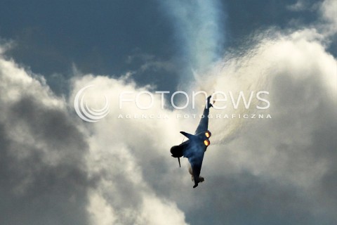  24.08.2013 RADOM <br />MIEDZYNARODOWE POKAZY LOTNICZE W RADOMIU<br />RADOM AIRSHOW 2013<br />N/Z WLOSKI SAMOLOT EUROFIGHTER TYPHOON<br /> 