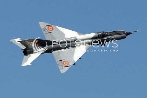  25.08.2013 RADOM <br />MIEDZYNARODOWE POKAZY LOTNICZE W RADOMIU RADOM AIRSHOW 2013 <br />N/Z RUMUNSKI SAMOLOT MIG-21<br /> 
