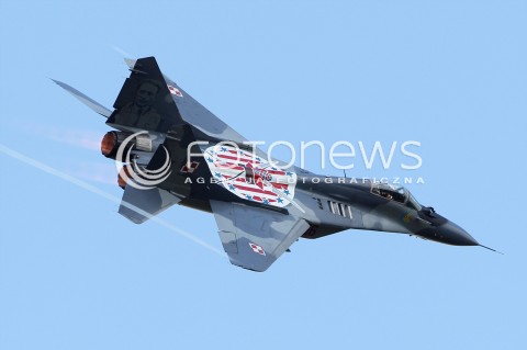  25.08.2013 RADOM <br />MIEDZYNARODOWE POKAZY LOTNICZE W RADOMIU RADOM AIRSHOW 2013 <br />N/Z SAMOLOT MIG29 MIG-29 NALEZACY DO POLSKIEJ ARMII<br /> 