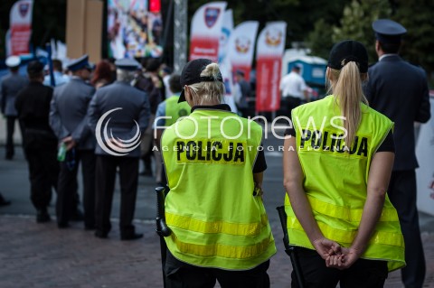  27.08.2013 PROTEST POLICJI PRZECIW OBNIZKOM WYNAGRODZEN  