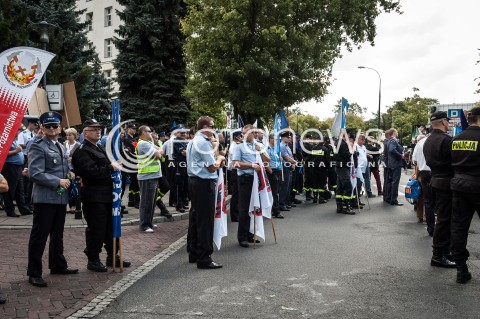 27.08.2013 PROTEST POLICJI PRZECIW OBNIZKOM WYNAGRODZEN  