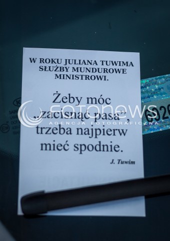  27.08.2013 PROTEST POLICJI PRZECIW OBNIZKOM WYNAGRODZEN  