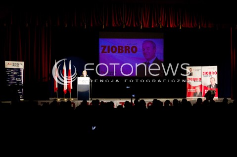  01.09.2013 DEBICA <br />KONWENCJA KLUBU PARLAMENTARNEGO SOLIDARNA POLSKA W DEBICY<br />N/Z SCENA<br /> 