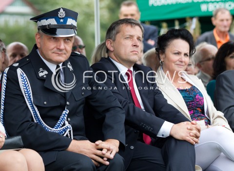  01.09.2013 GLINIK<br />WALDEMAR PAWLAK NA DOZYNKACH GMINNYCH W GLINIKU<br />WSPIERA WSPOLNEGO KANDYDATA PO-PSL NA SENATORA MARIUSZA KAWE<br />N/Z WALDEMAR PAWLAK MARIUSZ KAWA<br /> 