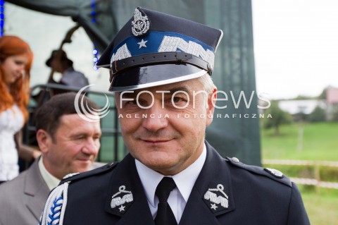 Waldemar Pawlak na dożynkach gminnych w Gliniku