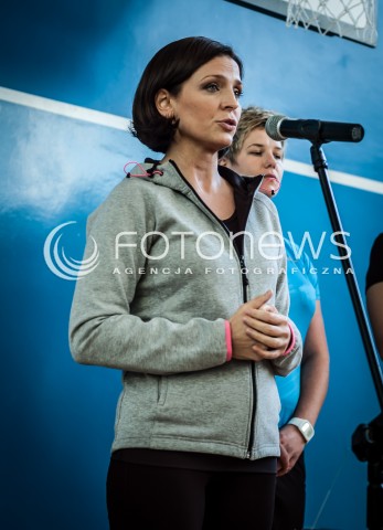  04.09.2013 WARSZAWA MINISTER SPORTU JOANNA MUCHA INAUGURUJE AKCJE WF Z KLASA N/Z MINISTER SPORTU JOANNA MUCHA  