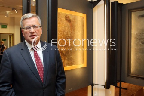  06.09.2013 SANOK<br />PREZYDENT RP BRONISLAW KOMOROWSKI Z WIZYTA NA PODKARPACIU.<br />ZWIEDZANIE MUZEUM HISTORYCZNEGO W SANOKU<br />N/Z BRONISLAW KOMOROWSKI<br /> 