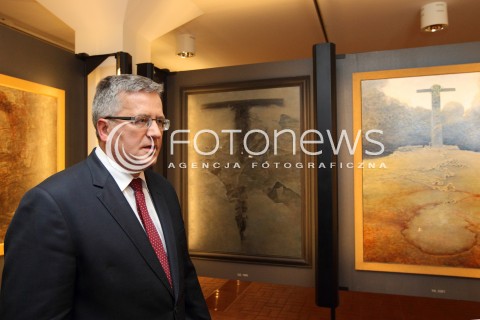  06.09.2013 SANOK<br />PREZYDENT RP BRONISLAW KOMOROWSKI Z WIZYTA NA PODKARPACIU.<br />ZWIEDZANIE MUZEUM HISTORYCZNEGO W SANOKU<br />N/Z BRONISLAW KOMOROWSKI<br /> 