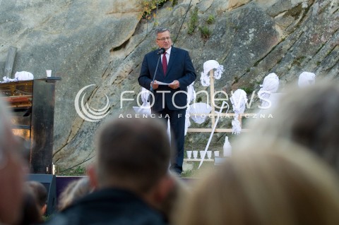  06.09.2013 ODRZYKON<br />PREZYDENT RP BRONISLAW KOMOROWSKI Z WIZYTA NA PODKARPACIU.<br />WIZYTA NA ZAMKU W ODRZYKONIU W PRZEDEDNIU NARODOWEGO CZYTANIA UTWOROW ALEKSANDRA FREDRY.<br />N/Z BRONISLAW KOMOROWSKI<br /> 