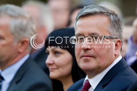 06.09.2013 ODRZYKON<br />PREZYDENT RP BRONISLAW KOMOROWSKI Z WIZYTA NA PODKARPACIU.<br />WIZYTA NA ZAMKU W ODRZYKONIU W PRZEDEDNIU NARODOWEGO CZYTANIA UTWOROW ALEKSANDRA FREDRY.<br />N/Z BRONISLAW KOMOROWSKI KW<br /> 