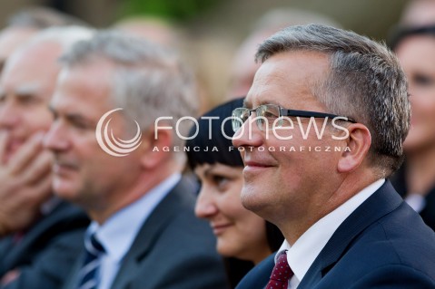  06.09.2013 ODRZYKON<br />PREZYDENT RP BRONISLAW KOMOROWSKI Z WIZYTA NA PODKARPACIU.<br />WIZYTA NA ZAMKU W ODRZYKONIU W PRZEDEDNIU NARODOWEGO CZYTANIA UTWOROW ALEKSANDRA FREDRY.<br />N/Z BRONISLAW KOMOROWSKI<br /> 