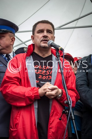  11.09.2013 WARSZAWA STRAJK GENERALNY NSZZ SOLIDARNOSC W WARSZAWIE PRZED MINISTERSTWEM PRACY N/Z PIOTR DUDA  