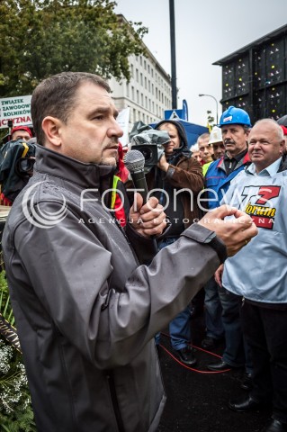  13.09.2013 WARSZAWA TRZECI DZIEN OGOLNOPOLSKICH DNI PROSTESTU W WARSZAWIE N/Z STRAJK HAPPENING PIOTR DUDA  