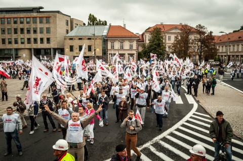  14.09.2013 WARSZAWA MANIFESTACJA ZWIAZKOWCOW W CENTRUM WARSZAWY N/Z STRAJK  