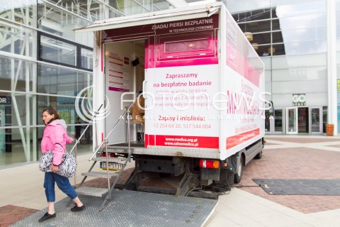  15.09.2013 LODZ MAMMOGRAFIA Z AGATA MLYNARSKA N/Z BEZPLATNA MAMMOGRAFIA MAMMOBUS   