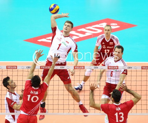  20.09.2013 GDANSK ERGO ARENA<br />SIATKOWKA MEZCZYZN<br />MISTRZOSTWA EUROPY W SIATKOWCE MEZCZYZN 2013 CEV VELUX<br />VOLLEYBALL EUROPEAN CHAMPIONSHIP MEN 2013 - FINAL ROUND <br />GRUPA B ( GROUP B )<br />POLSKA - TURCJA ( POLAND - TURKEY )<br />N/Z PIOTR NOWAKOWSKI BARTOSZ KUREK PAWEL ZATORSKI EMRE BATUR EMIN GOK <br /> 
